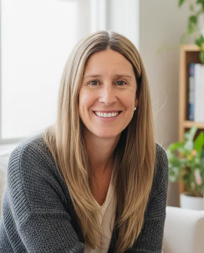 Mariana Ricci, Registered Psychologist