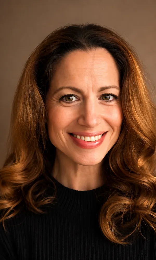 Dr Vicky Manikas, Registered Psychologist at CareDirect Telehealth